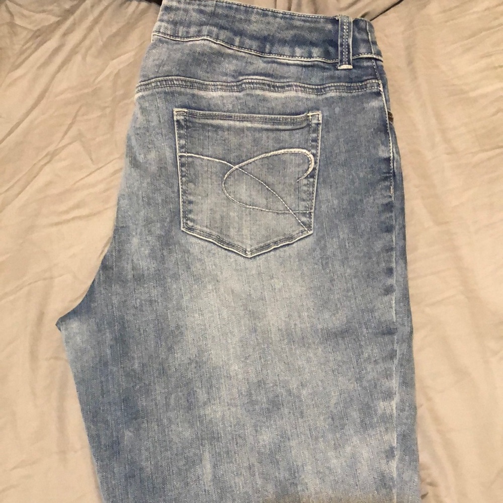 Chico's Blue Ankle & Cropped Jeans